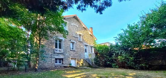 Maison  à vendre, 6 pièces, 4 chambres, 120 m²