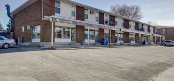 1 - 3, Rue Cholette
                        Gatineau (Hull)