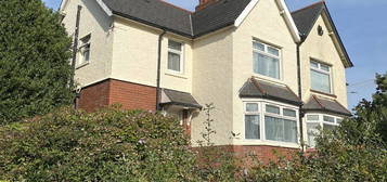 3 bed semi-detached house for sale