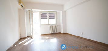 Inchiriere apartament 3 camere Universitate