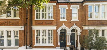 Property for sale in Kyrle Road, London SW11