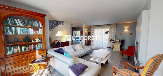 Maison  à vendre, 7 pièces, 4 chambres, 212 m²