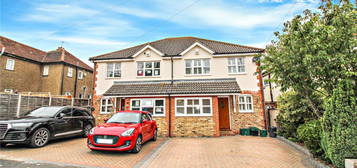 3 bed semi-detached house to rent