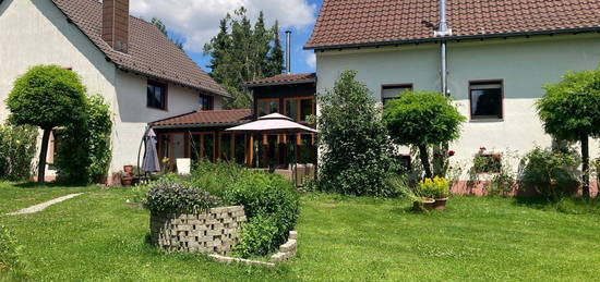 Haus im Mandelbachtal - Wohnen im Paradies