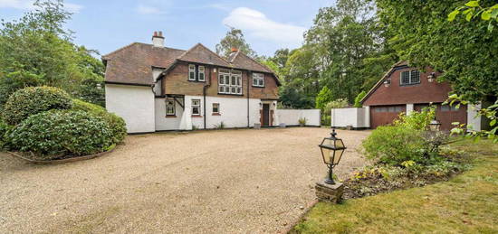 4 bedroom detached house