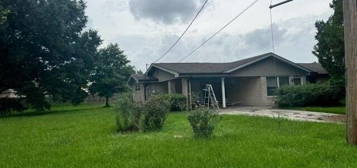 125 Tinsley Dr, Belle Chasse, LA 70037