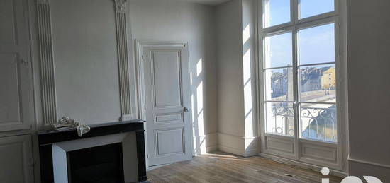 Appartement 7 pièces 176 m²