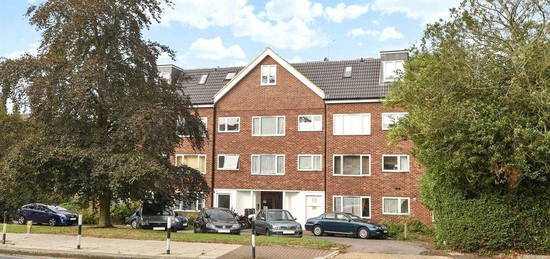 Studio to rent in Finchley Lodge, North Finchley, London N12