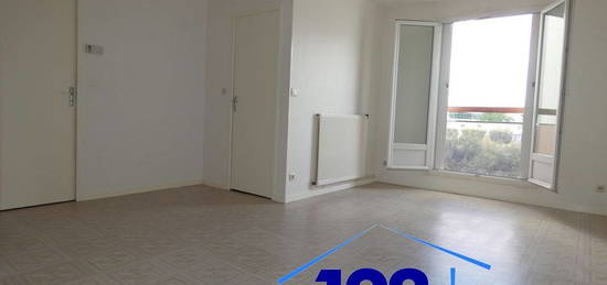 Studio 1 pièce 31 m²