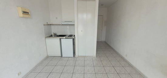 Appartement Carmaux 1 pièce - 22 m2