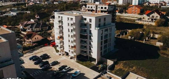 Inchiriez apartament 2 camere - prima inchiriere