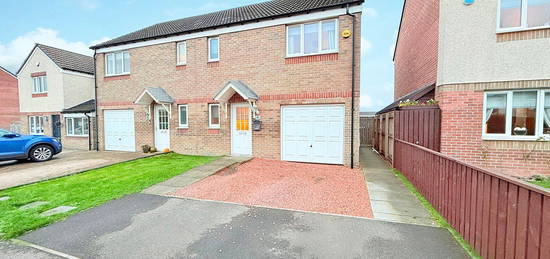 3 bed semi-detached house for sale