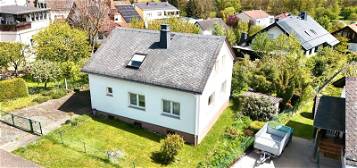 POLZ & FUHR Immobilien: Ein sanierungsbedürftiges Einfamilienhaus in Hohenstein-Born!