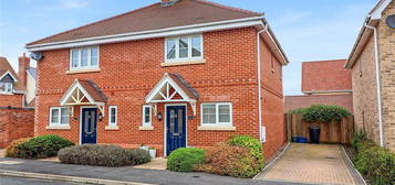 2 bedroom semi-detached house for sale