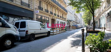 Appartement au CALME - HAUSSMANNIEN