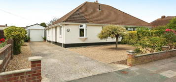 2 bedroom detached bungalow for sale