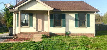 304 Alan Ct, Oak Grove, KY 42262