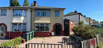 3 bedroom semi-detached house