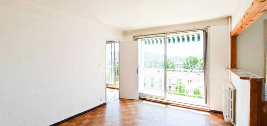 Appartement  à vendre, 3 pièces, 3 chambres, 62 m²