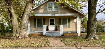 222 N  Elm St, Nevada, MO 64772