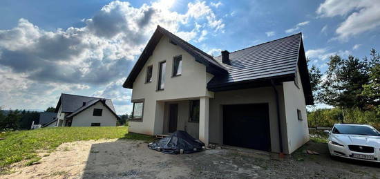 Nowy dom na Osiedlu Spokojnym w Dziurowie 167m2