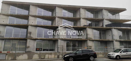 Apartamento T2 Novo proximo ao Gaiashopping - pronto a habitar