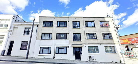 2 bed flat to rent