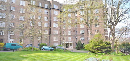 Flat to rent in Furze Hill, Hove, East Sussex BN3