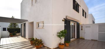 Chalet adosado en venta en  Son Blanc;.