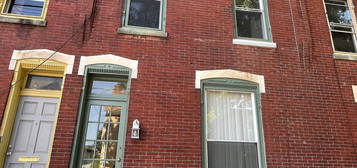 208 Cedar St #2, Bristol, PA 19007