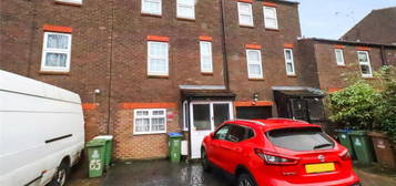 4 bedroom town house for sale