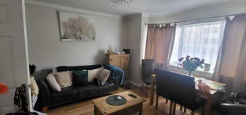 2 bedroom ground floor flat to rent