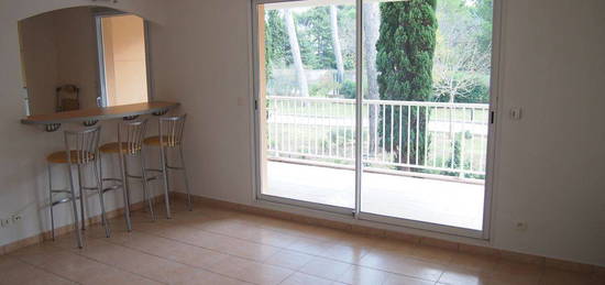 ROY D'ESPAGNE T2 50m² + Loggia + parking