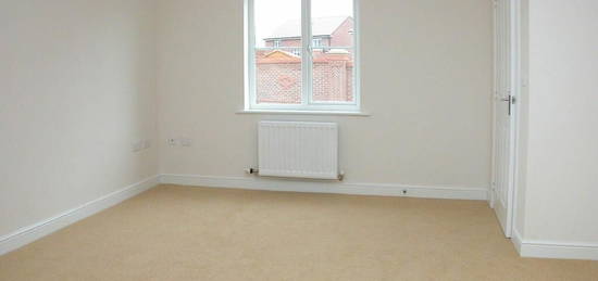 3 bedroom semi-detached house