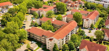 Merseburg -  absolut ruhige 2-Zimmer-Wohnung mit Lift, Terrasse und Stellplatz im Fliegerstädtchen