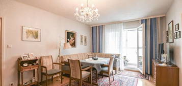 Schöne 2-Zimmer Wohnung mit Loggia in Innenhofruhelage