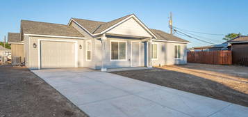 1420 W  Craig St, Moses Lake, WA 98837