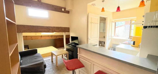 Studio  à vendre, 1 pièce, 23 m², Étage 3/–