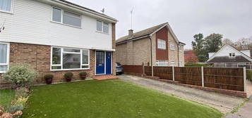 3 bedroom semi-detached house for sale