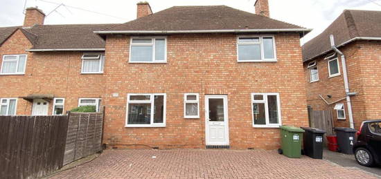 4 bedroom semi-detached house