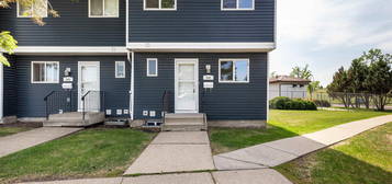 545 DUNLUCE RD NW, Edmonton, Alberta 