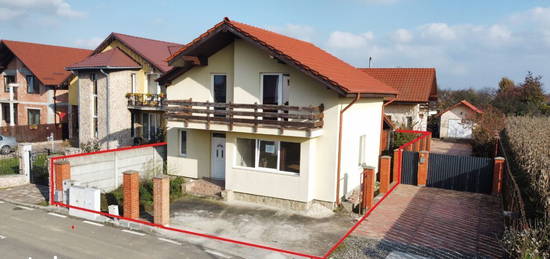 Casa spatioasa cu 4 camere | Perfect pentru o familie