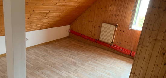 2- Zimmerwohnung zu vermieten (Dachgeschosswohnung)