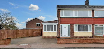 3 bed semi-detached house for sale