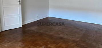 Apartamento totalmente remodelado - T2 centro do Montijo