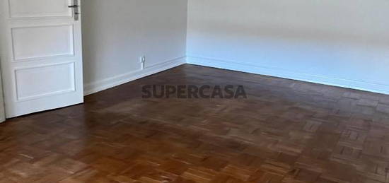 Apartamento totalmente remodelado - T2 centro do Montijo