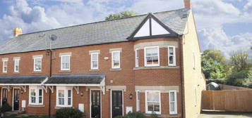 3 bedroom terraced house