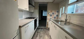 2 bedroom detached house to rent