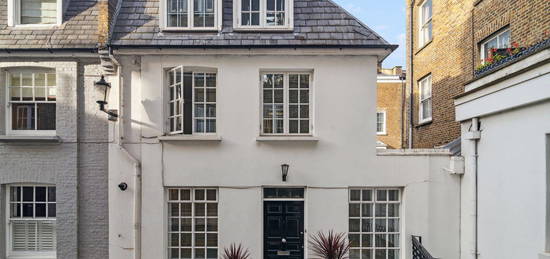 Mews house to rent in Melon Place, Kensington W8