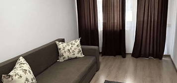 AP. 2 CAMERE, METROU 10 MIN, CENTRALA PROPRIE, PET-FRIENDLY, MODERN